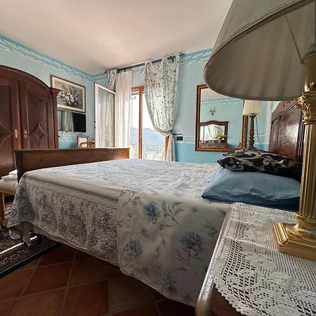 Villa Anna Torria Экстерьер фото
